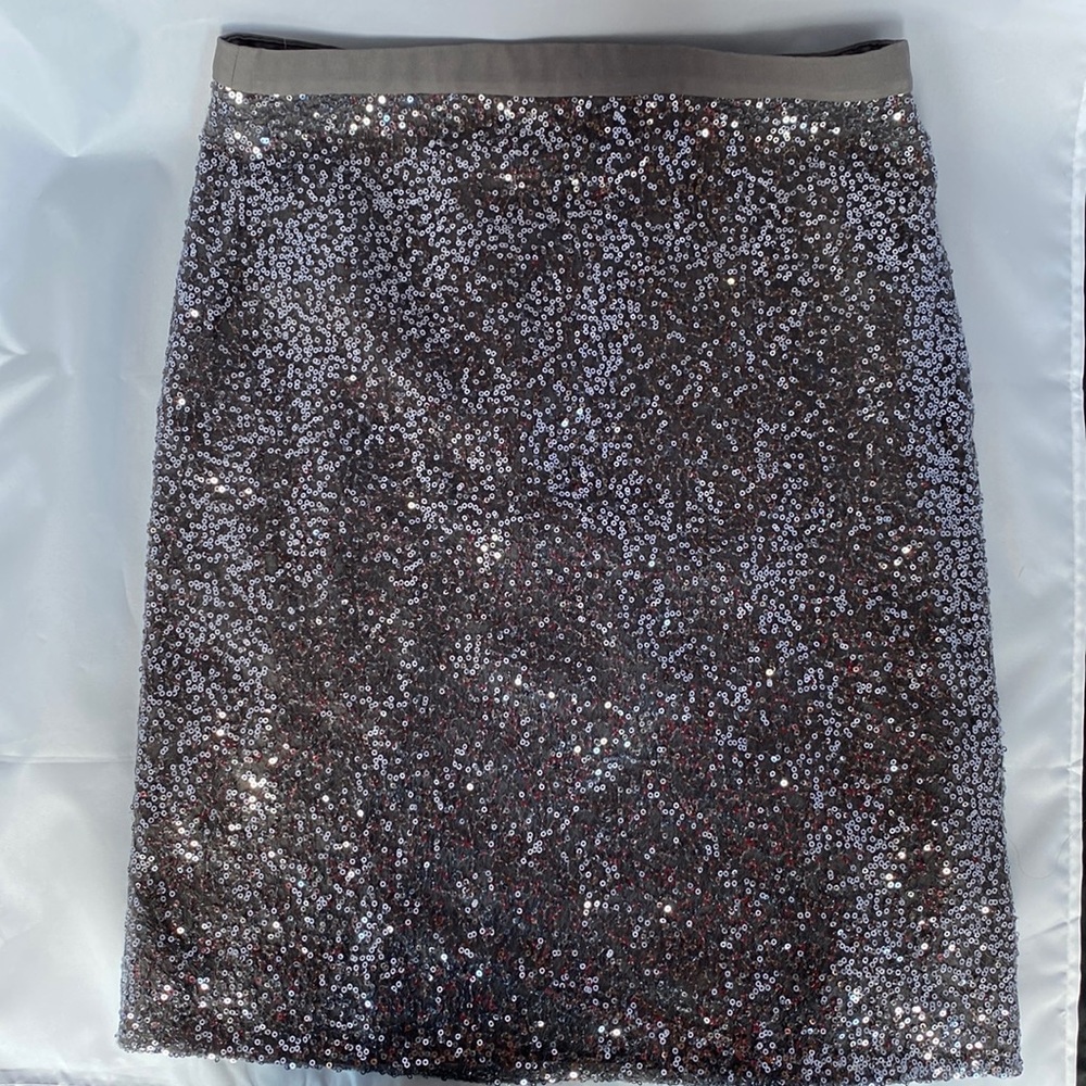 J Crew silver sequin skirt Size 0